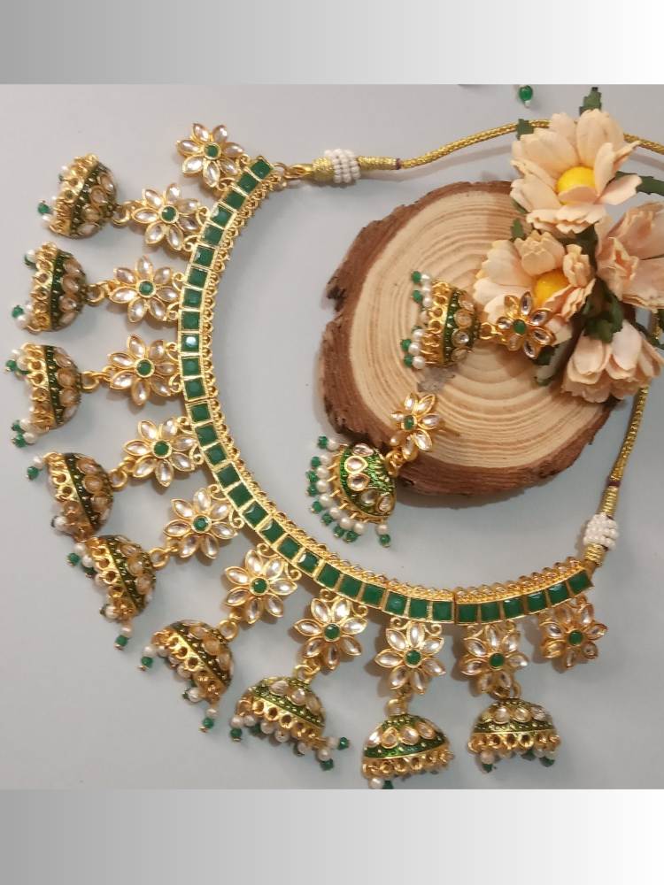 RONAK GREEN JEWELLERY SET