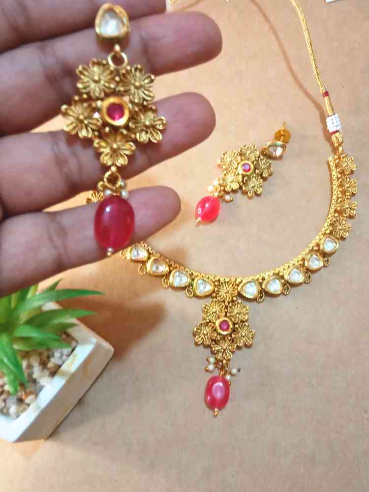 FILLORI GOLDEN JEWELLERY SET