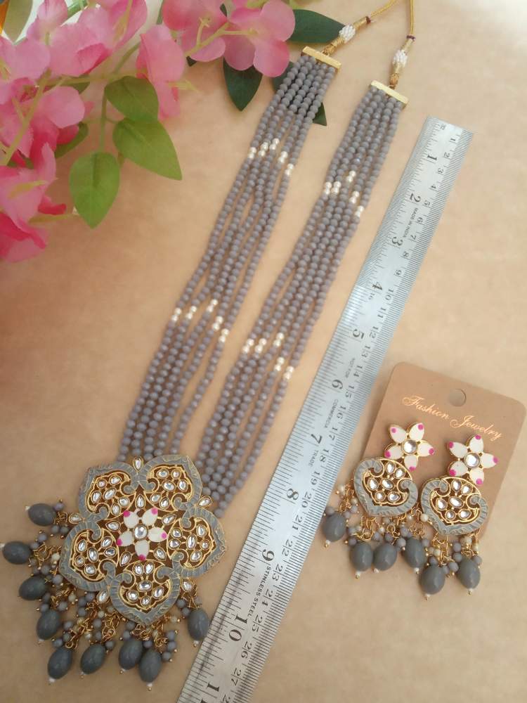 DEEPSHIKHAA GREY JEWELLERY SET