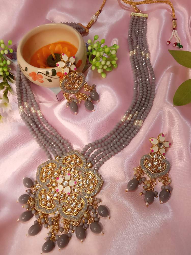 DEEPSHIKHAA GREY JEWELLERY SET