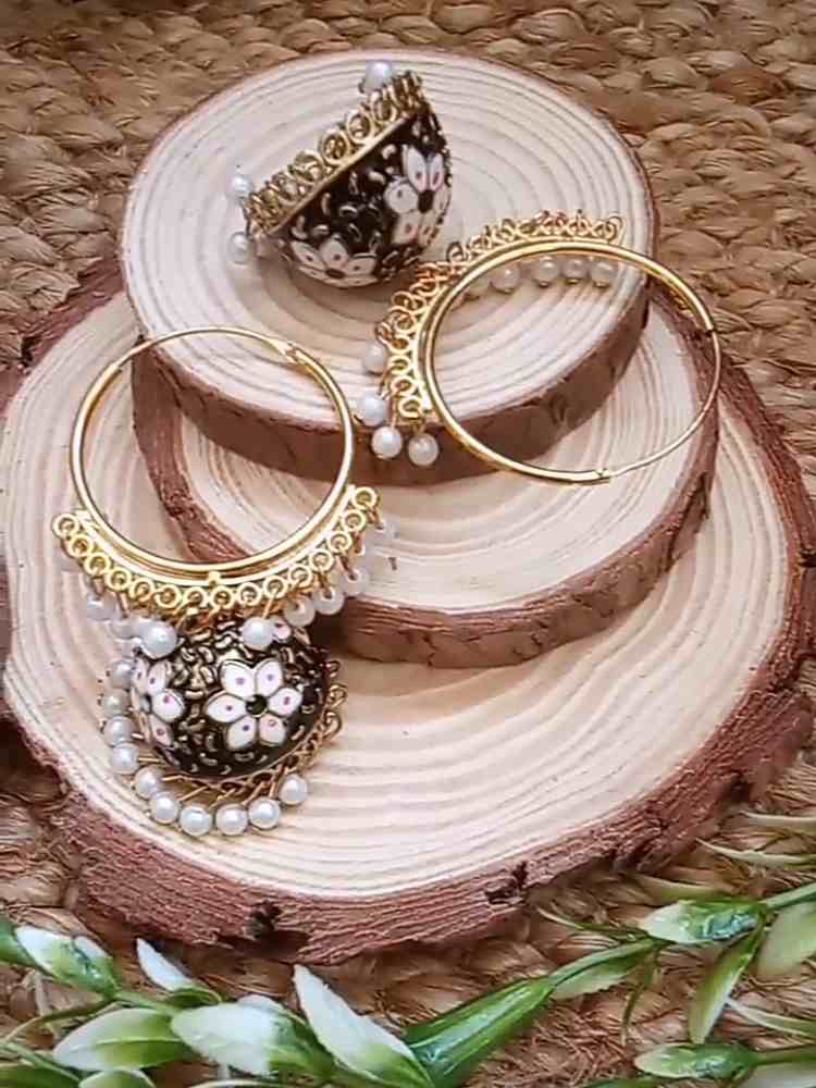 RUPA BLACK WHITE HOOP JHUMKAS