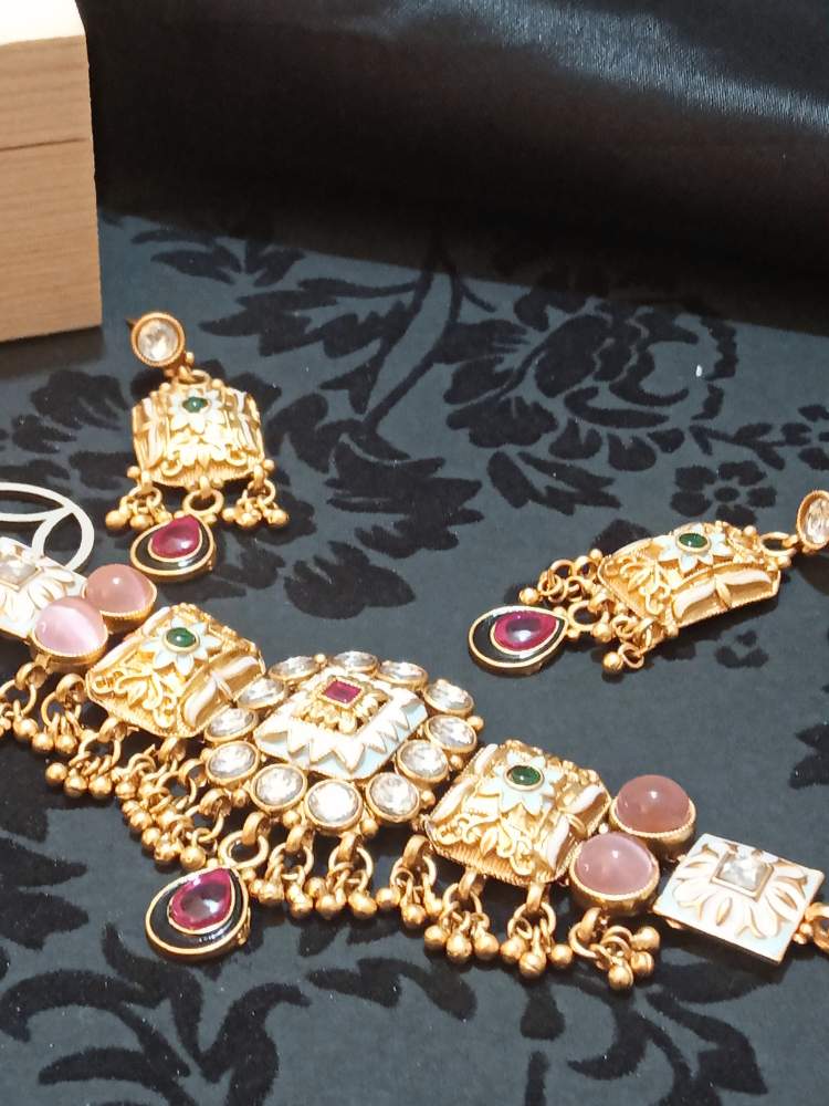 MADHUBAALAA PINK RUBY-RED JEWELLERY SET